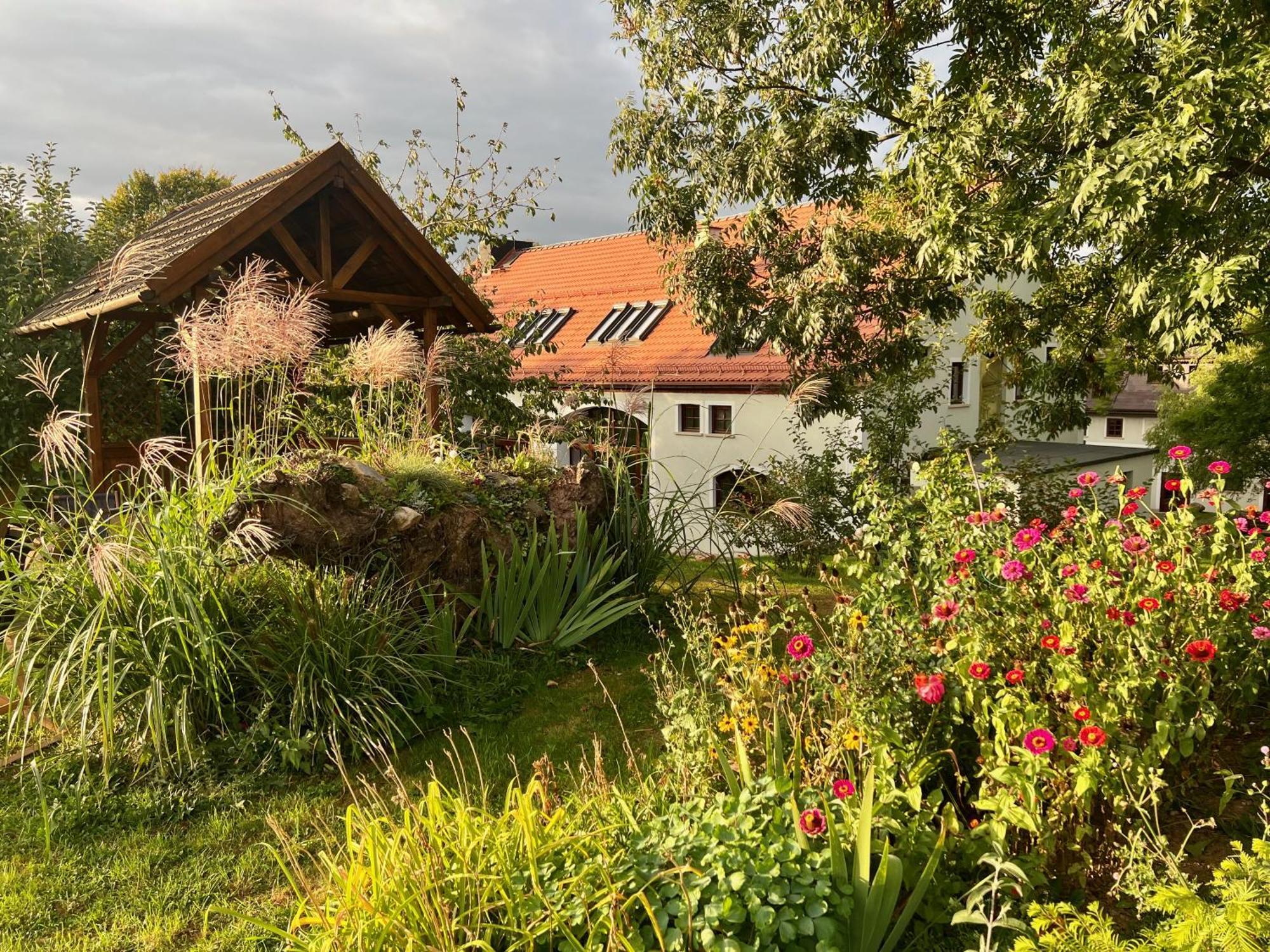 Villa Greta Świerzawa Exteriör bild